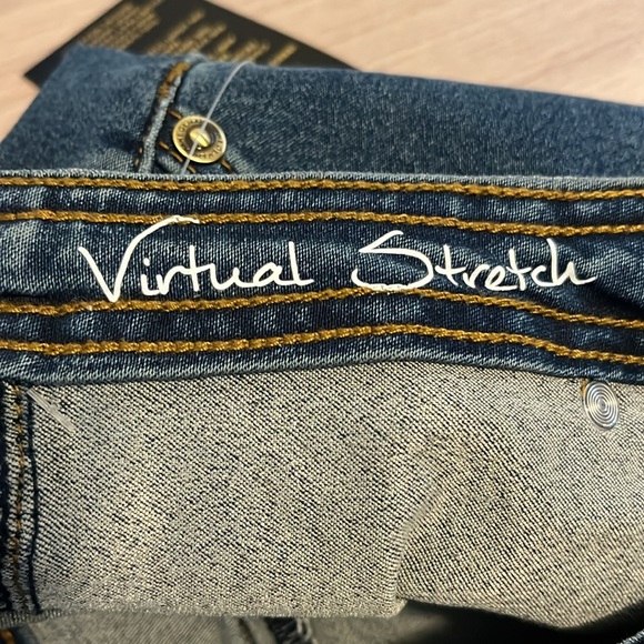 DG2 by Diane Gilman Virtual Stretch Straight-Leg Utility Jean Size 12 NWT - Picture 11 of 11